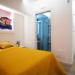 L' Angolo Dei Poeti - 4*