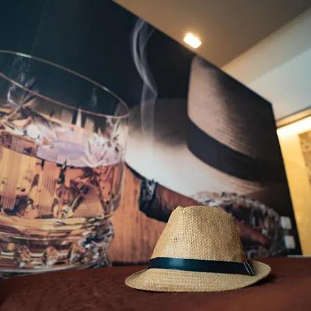 L' Angolo Dei Poeti - Bed & Breakfast 4*