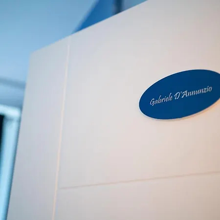 L' Angolo Dei Poeti - Frühstückspension 4*