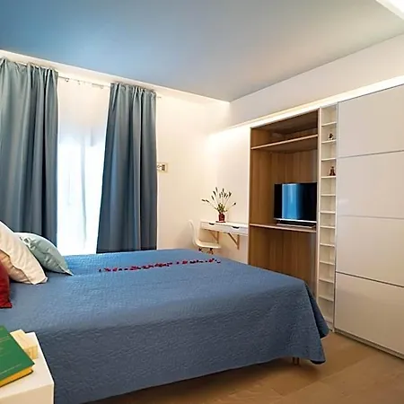Bed & Breakfast L' Angolo Dei Poeti - Bari