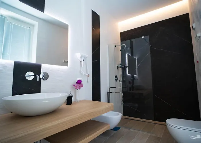 L' Angolo Dei Poeti - 4*